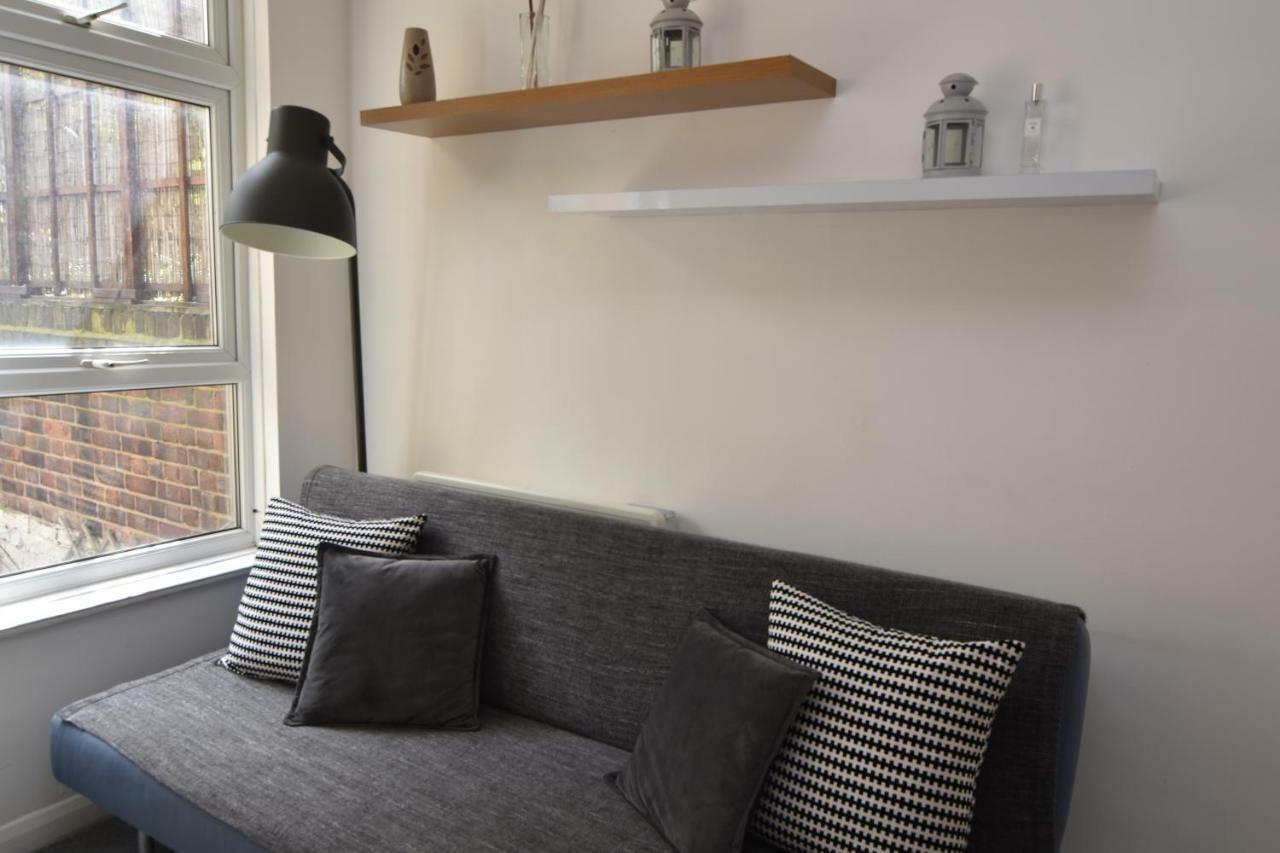 Cozy Apartment In Camden Town Лондон Экстерьер фото